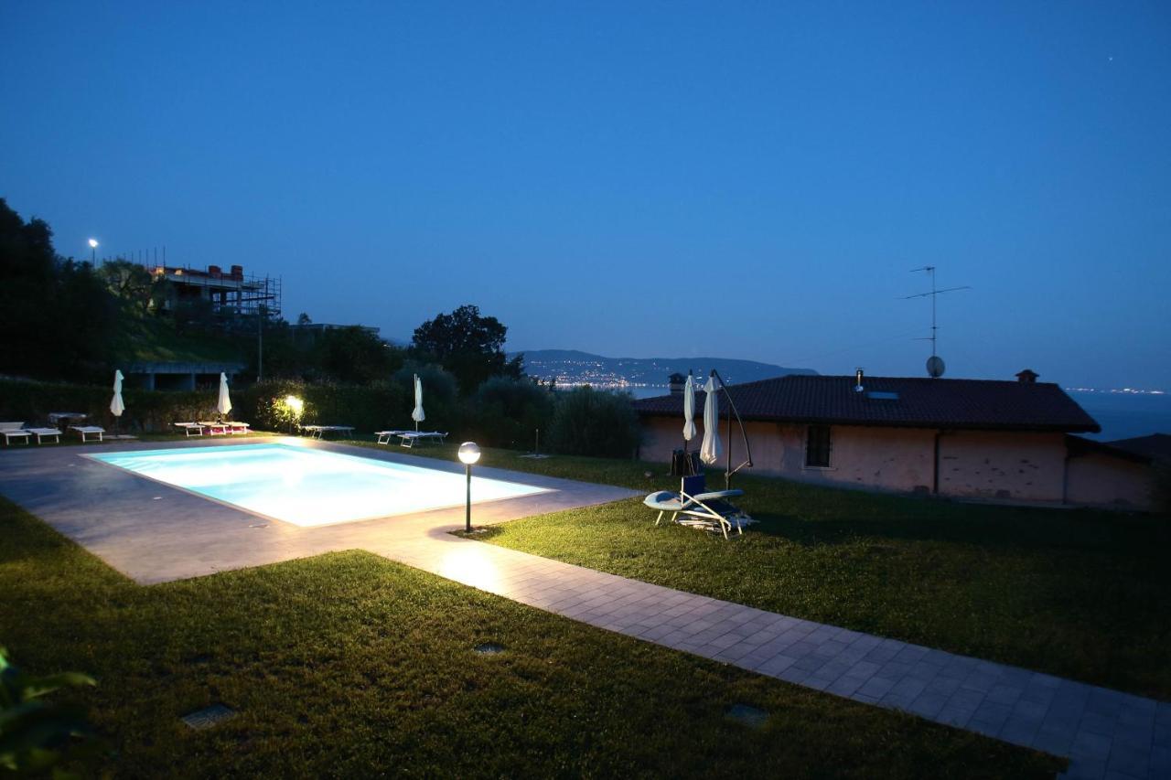 Panorama Lake View, Pool & Garden, 2 Bathrooms, Kingsize & Single-Beds, Fast Internet Toscolano Maderno Ngoại thất bức ảnh