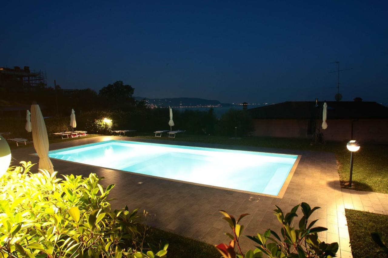 Panorama Lake View, Pool & Garden, 2 Bathrooms, Kingsize & Single-Beds, Fast Internet Toscolano Maderno Ngoại thất bức ảnh
